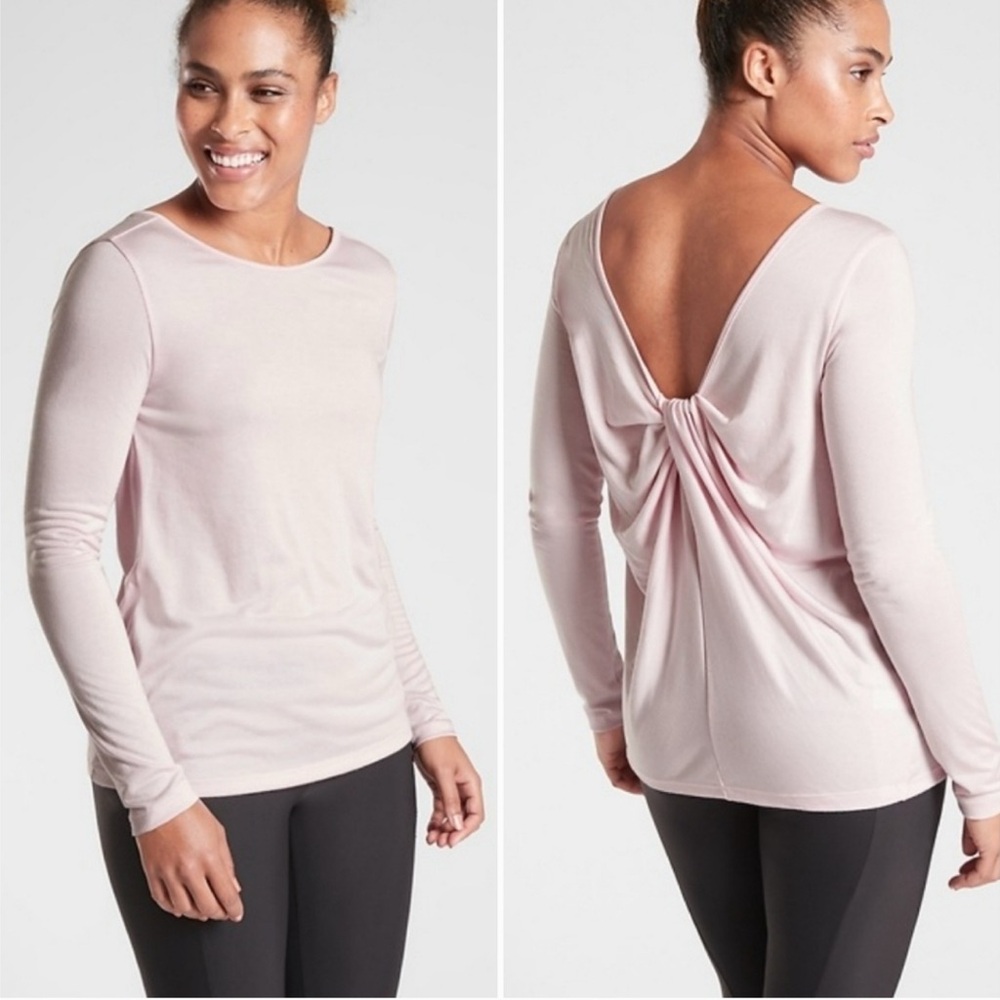 NWOT Athleta Waterfall Twist Top in Delicate Pink Size Small